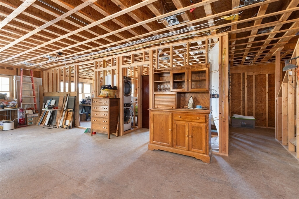 1 Beaumont Ave Property Photo 18
