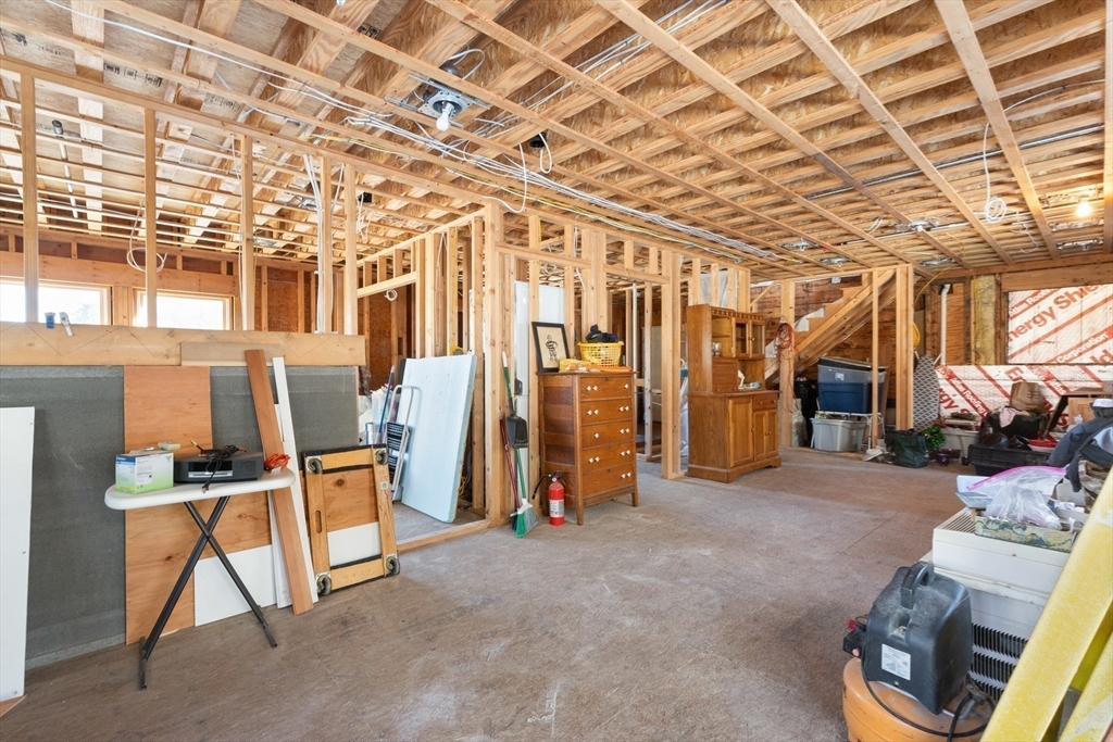 1 Beaumont Ave Property Photo 22