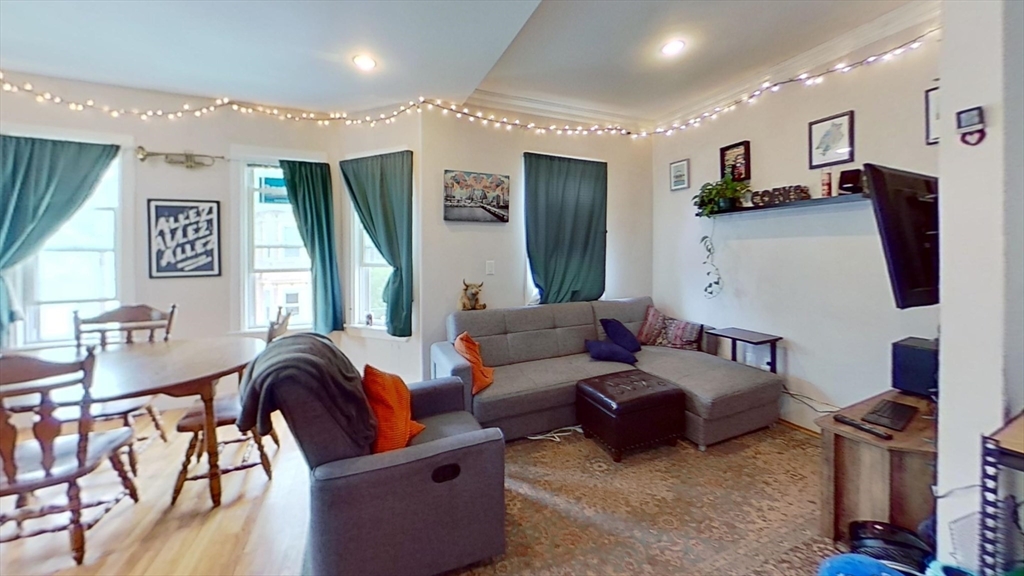 66 Mozart St. # 3 Property Photo 3