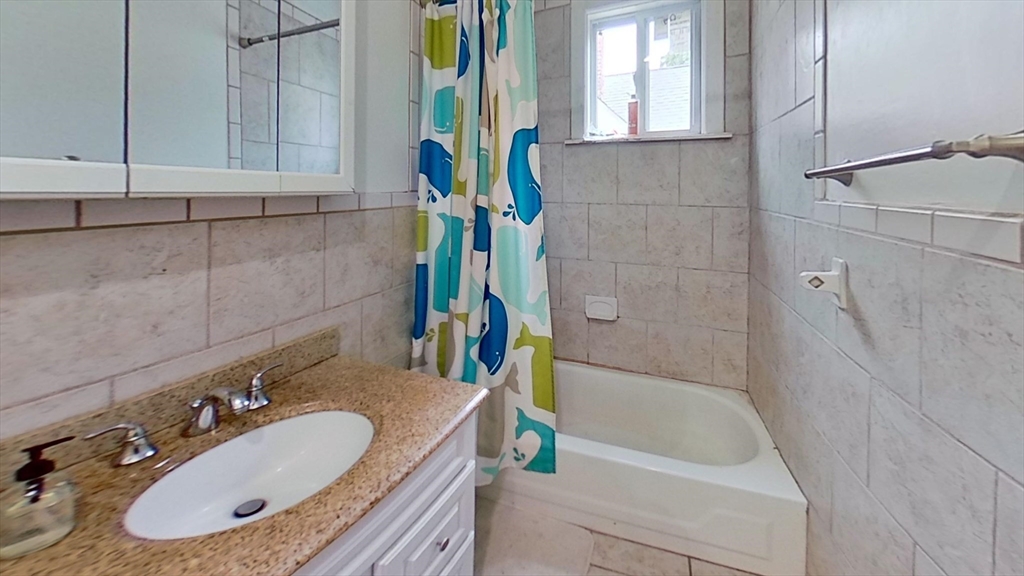 66 Mozart St. # 3 Property Photo 8