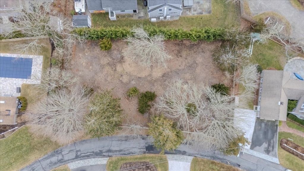 19 Riverway Property Photo 6
