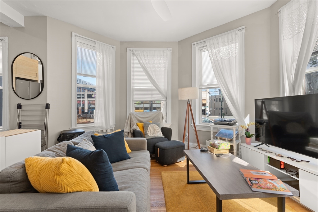 1082 Commonwealth Ave # 100 Property Photo 5
