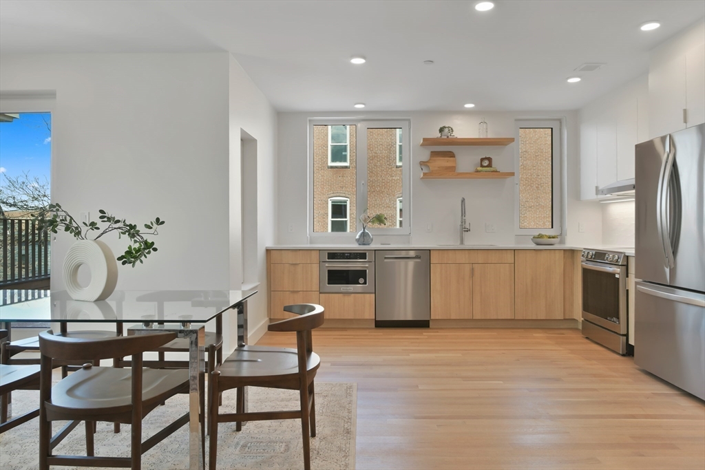 213 Harvard # 7 Property Photo 12