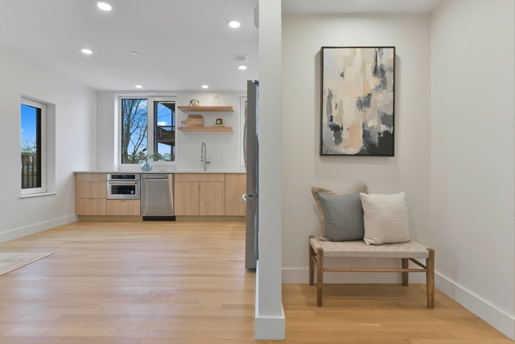 213 Harvard # 7 Property Photo 15