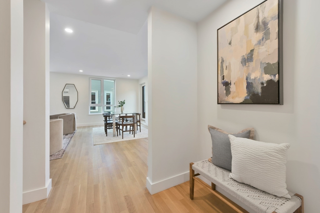 213 Harvard # 7 Property Photo 16