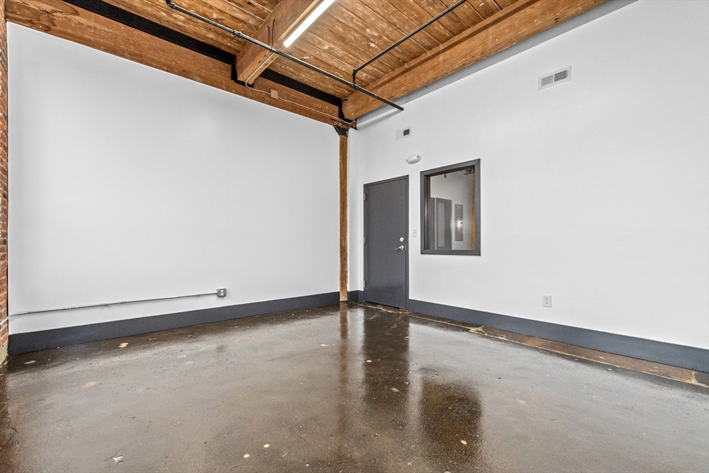 67 Maplwood Street # 122 Property Photo 6