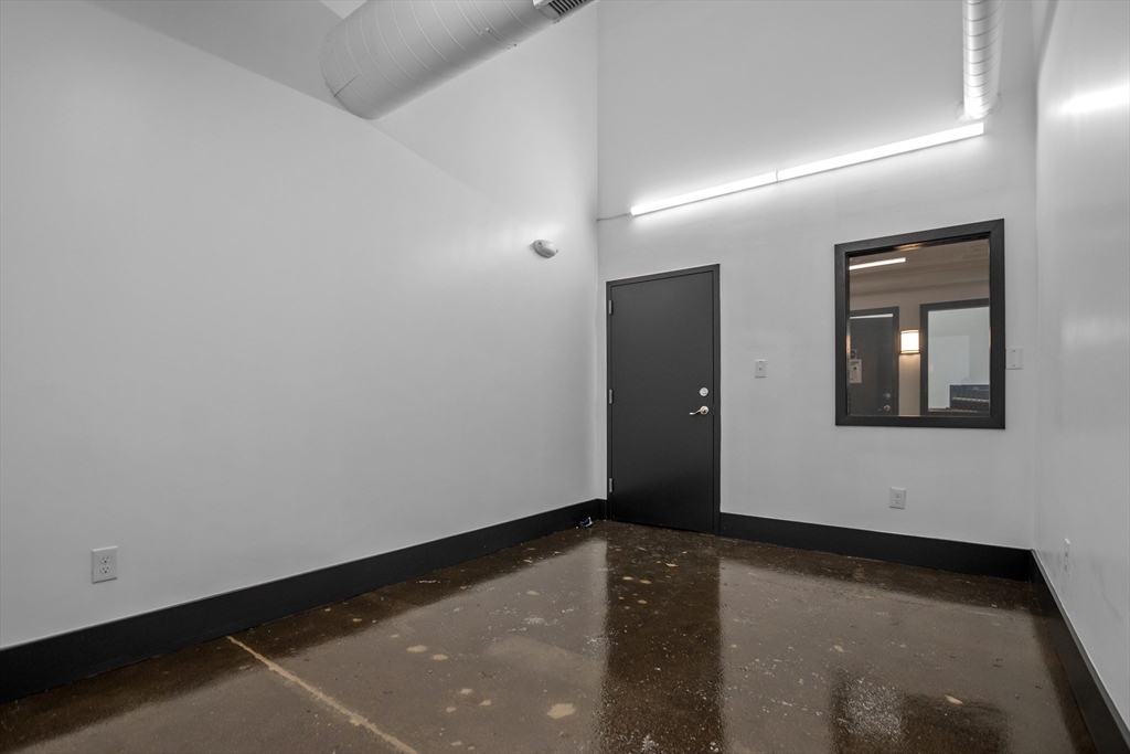 67 Maplwood Street # 127 Property Photo 8