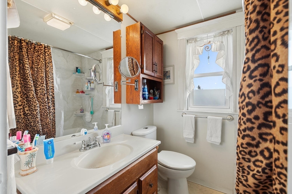 6 Perkins Street Property Photo 11