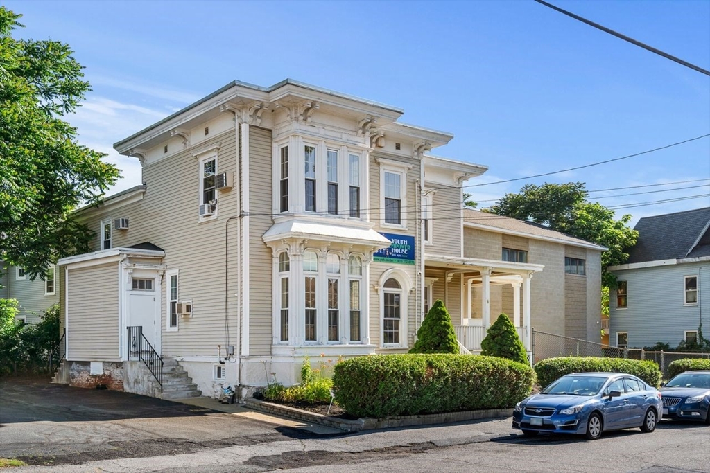 7 William St Property Photo 1