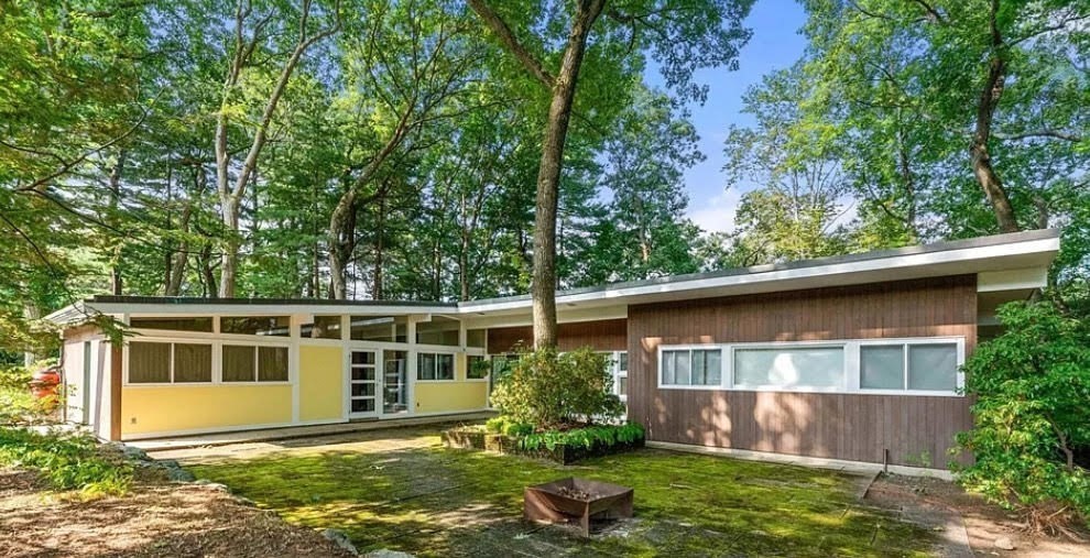 250 Walnut Street Property Photo