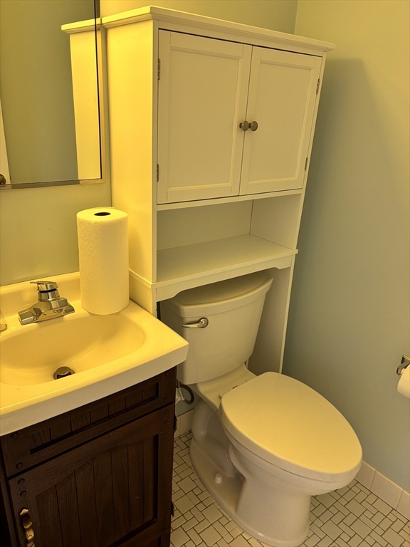 394 Lowell St # 14 Property Photo 6