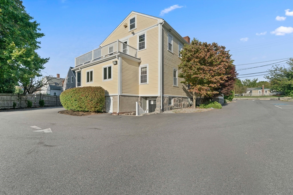 285 Washington Street Property Photo 30