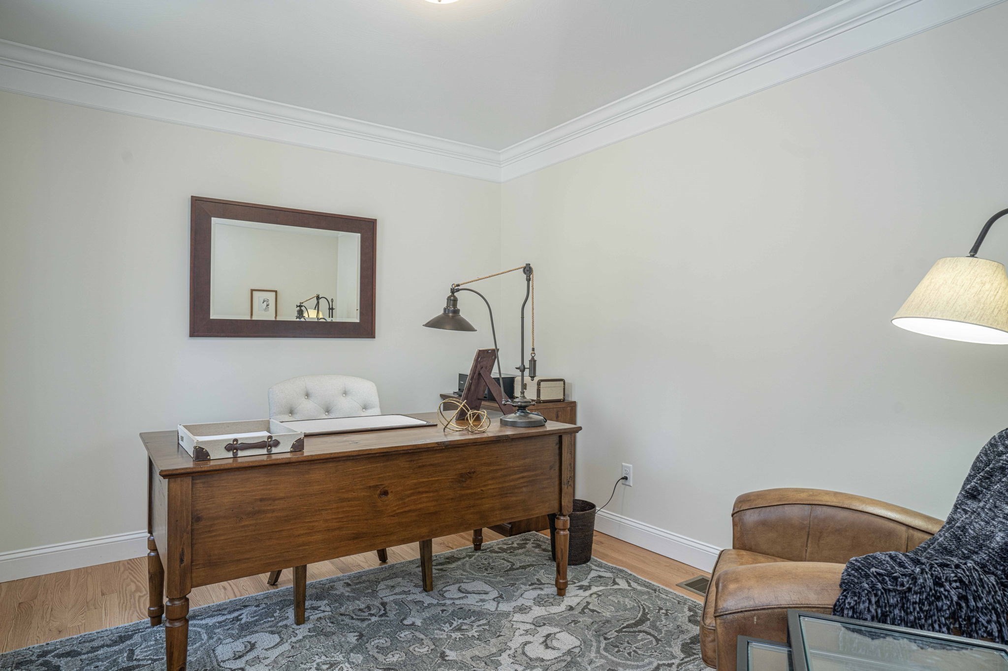 858 Pine Street Property Photo 11