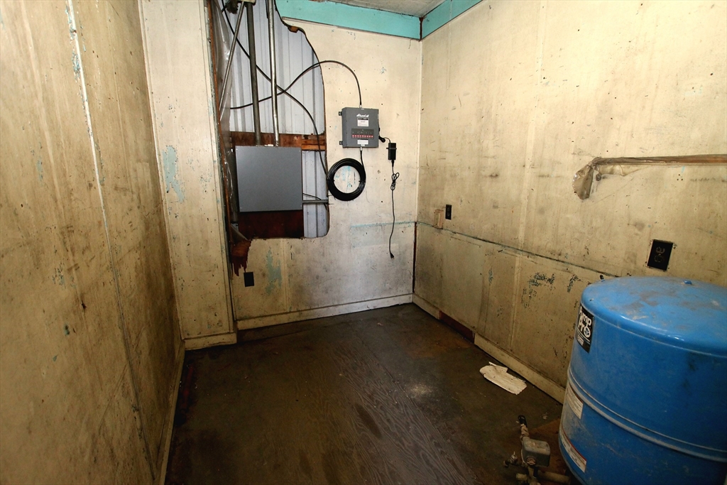 9 Old Westminster Road Property Photo 23