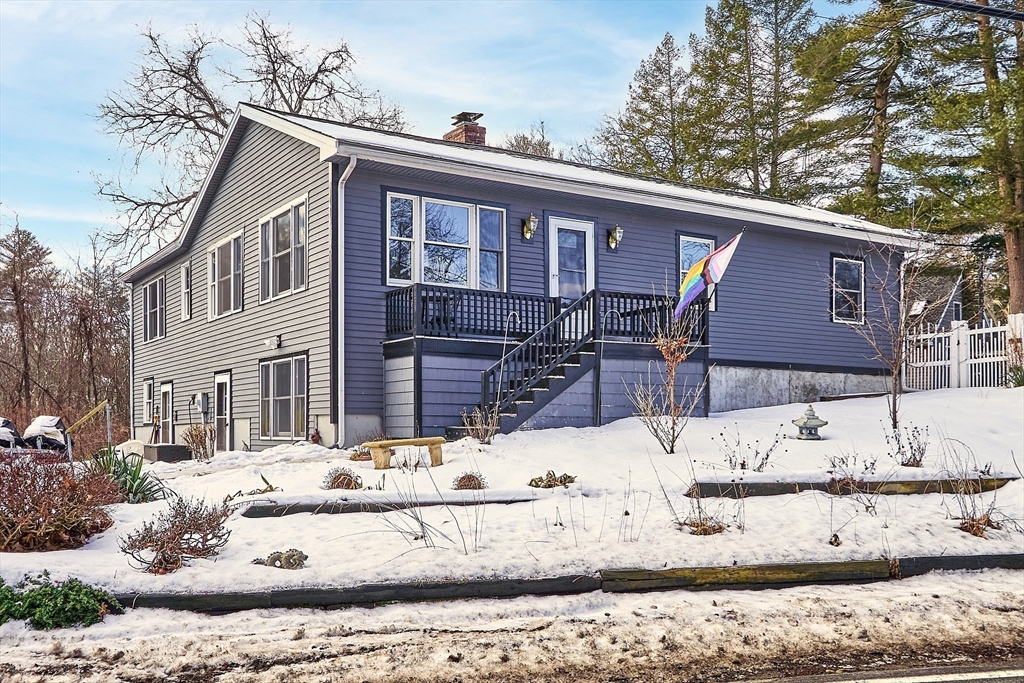 174 Forest St Property Photo