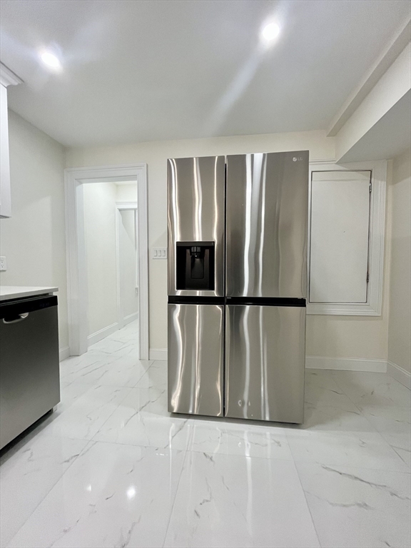 11 Burrell St Property Photo 2