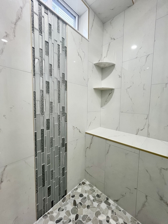 11 Burrell St Property Photo 6