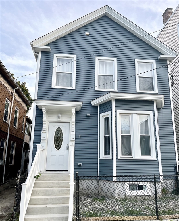 11 Burrell St Property Photo 11