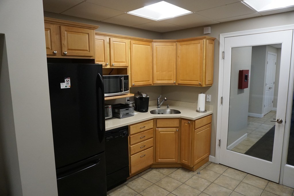 131 West St Property Photo 8