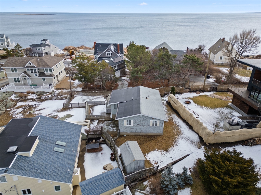 13 High Rock Terrace Property Photo 2