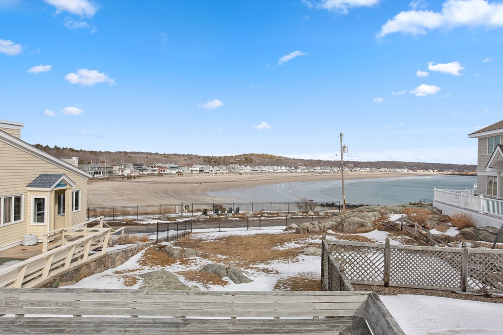 13 High Rock Terrace Property Photo 8