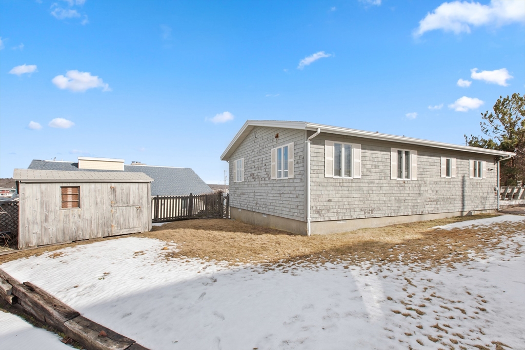 13 High Rock Terrace Property Photo 13