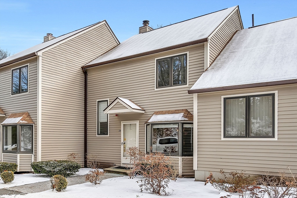 24 Bentwood Dr # 24 Property Photo