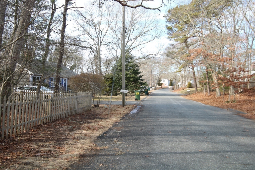 41 Pine Crest Property Photo 3