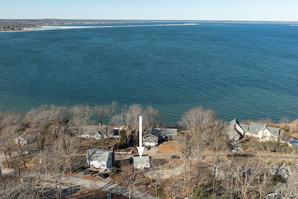 41 Bay Shore Dr Property Photo 3