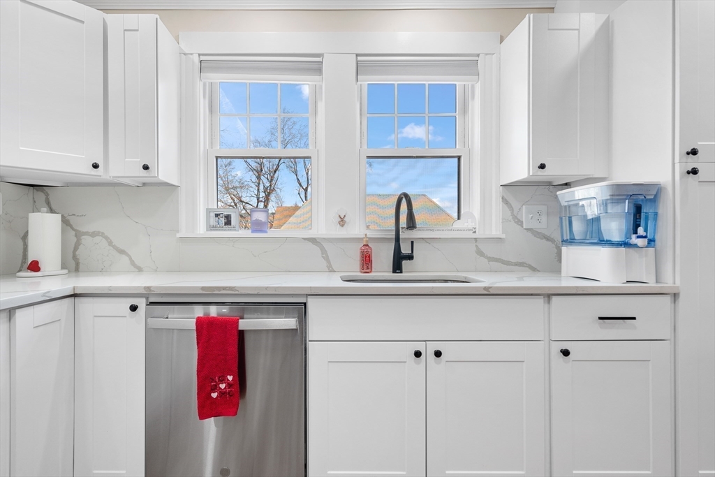 36 Olcott St Property Photo 8