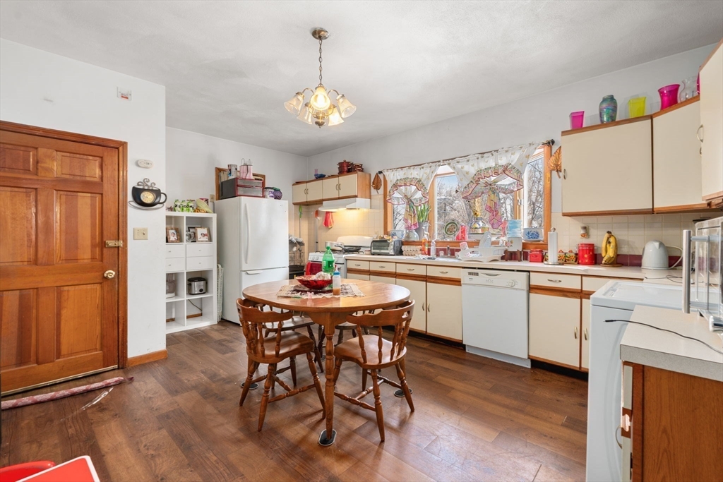 71 Berkeley St Property Photo 8