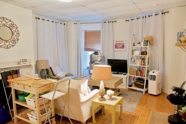702 Massachusetts Avenue # 5 Property Photo 2