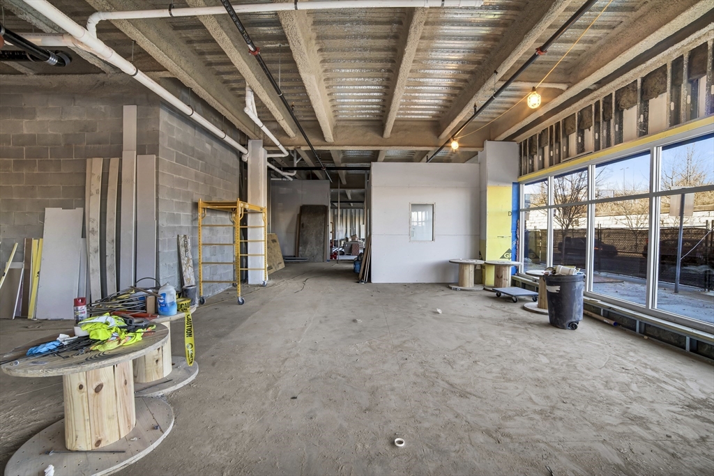 127 Centre St # F1 Property Photo 2