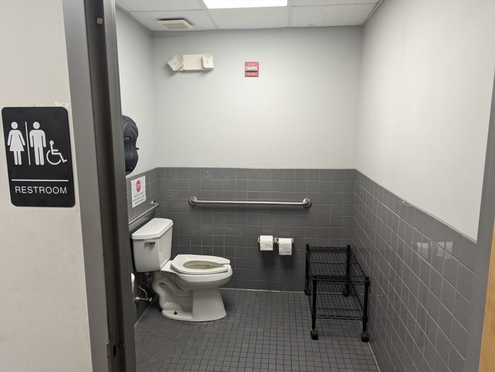 0 Confidential Property Photo 8