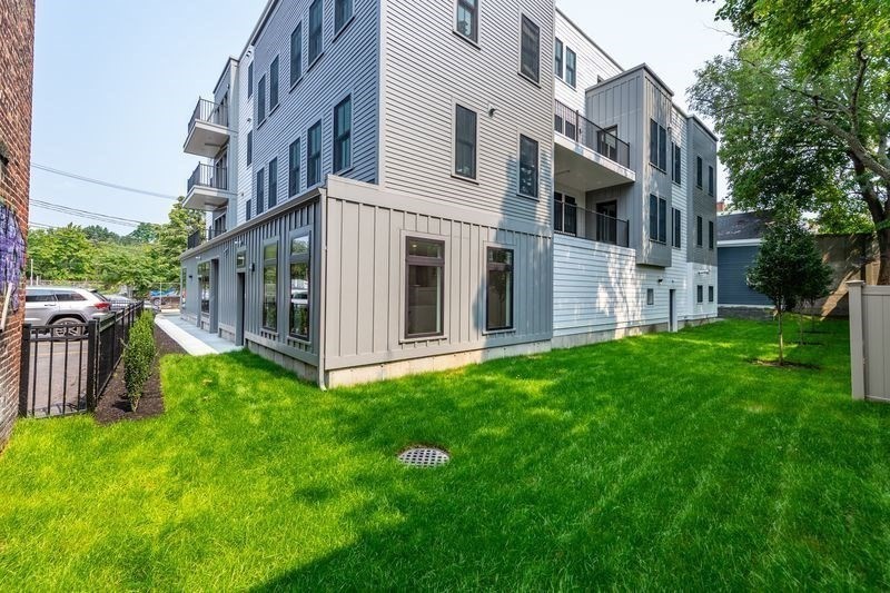 120 Brookside Ave # C3 Property Photo 2