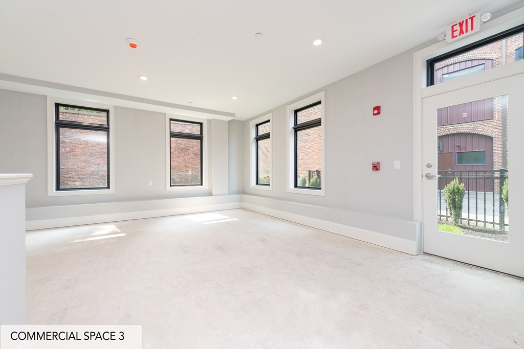 120 Brookside Ave # C3 Property Photo 3