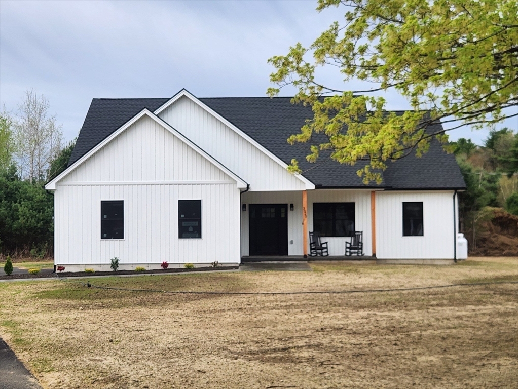 3020 Foster Street Property Photo