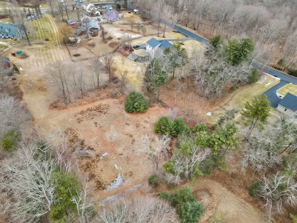 5v Red Gap Rd Property Photo 4