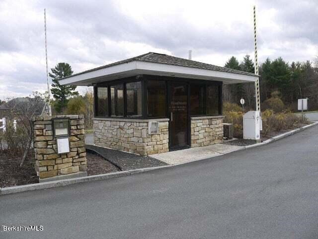 39 Old Farm Lane Property Photo 15