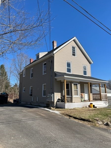 18 Dean St Property Photo 1