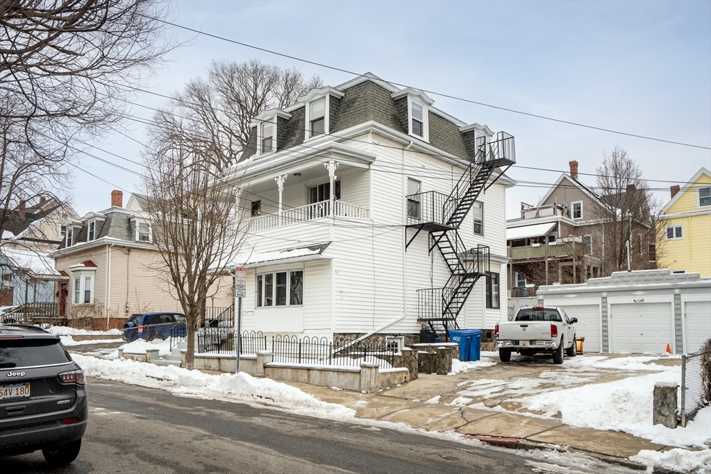 49 Glenwood Rd. Property Photo 2