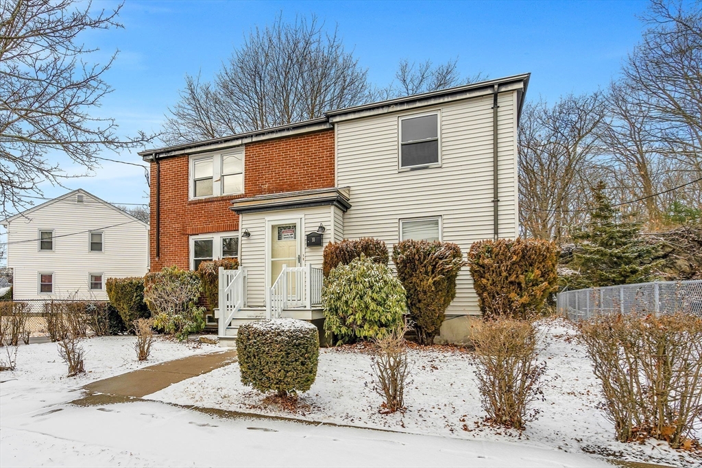 10 Briarcliff Ter Property Photo 2