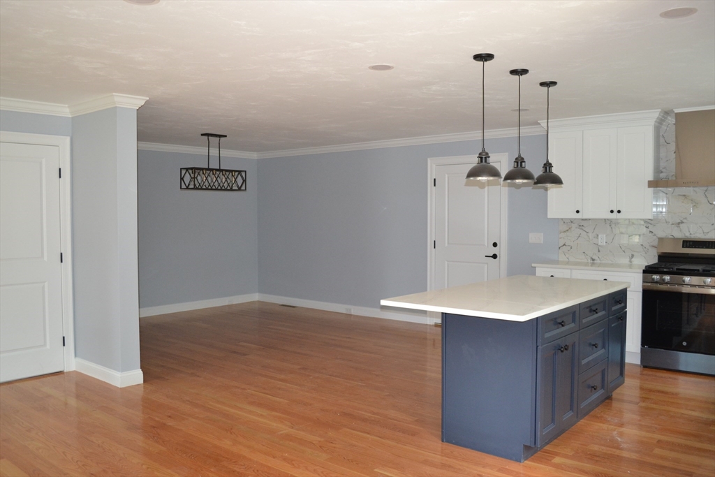 28 Barrows St Property Photo 4