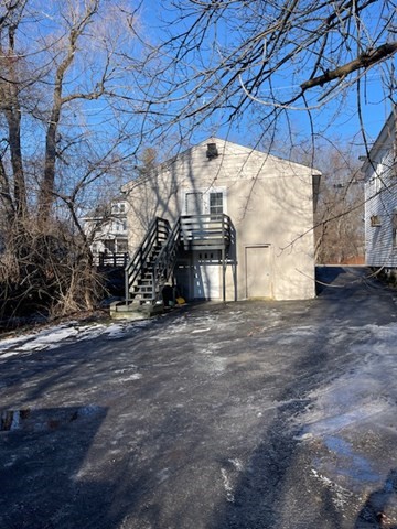 32 South Ave Property Photo 2
