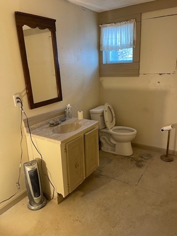 32 South Ave Property Photo 4