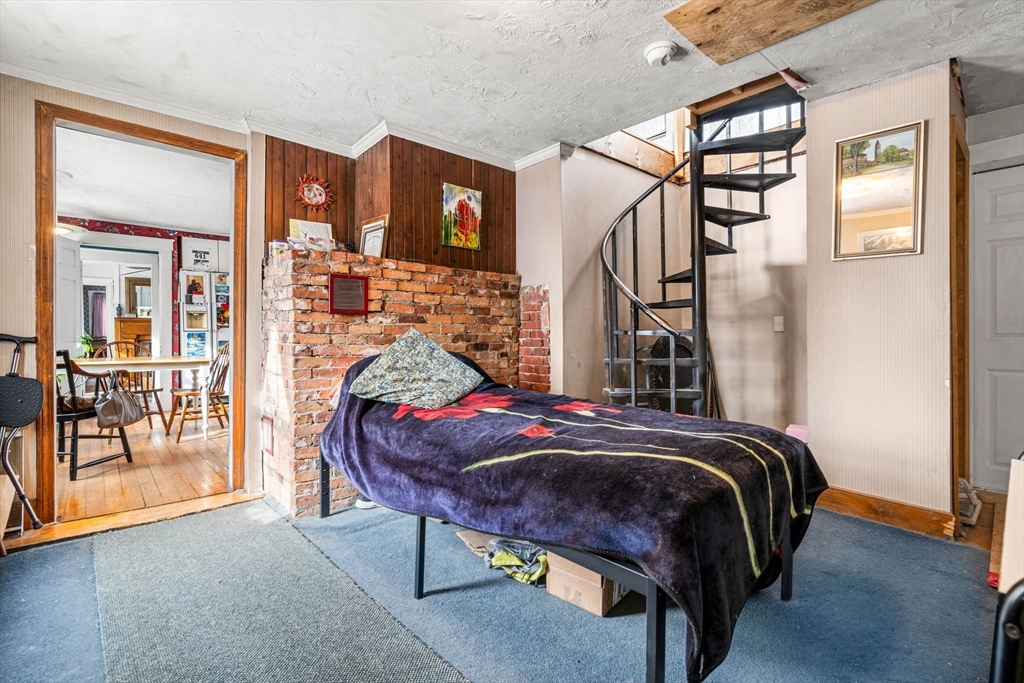 43 Park Street Property Photo 23