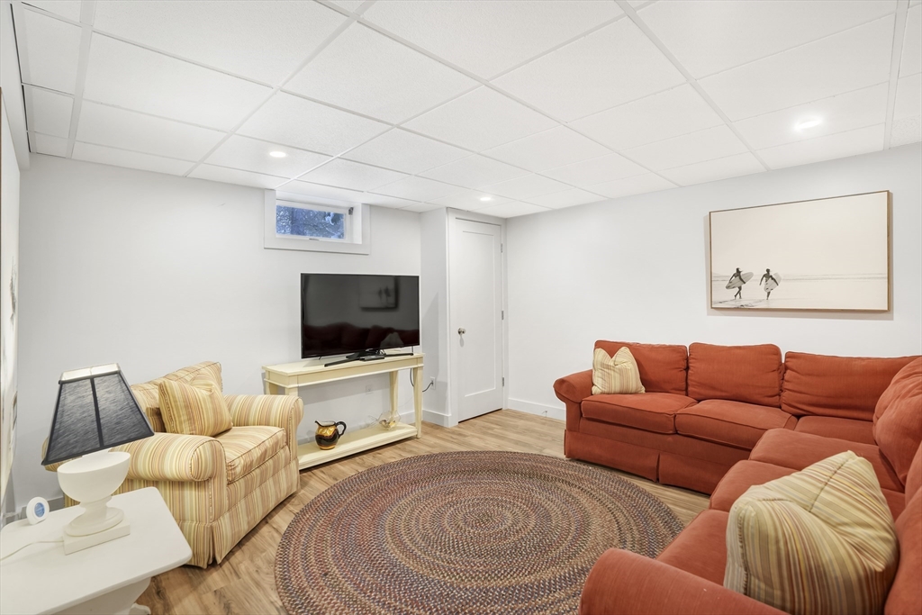 37 Knoll Dr Property Photo 22