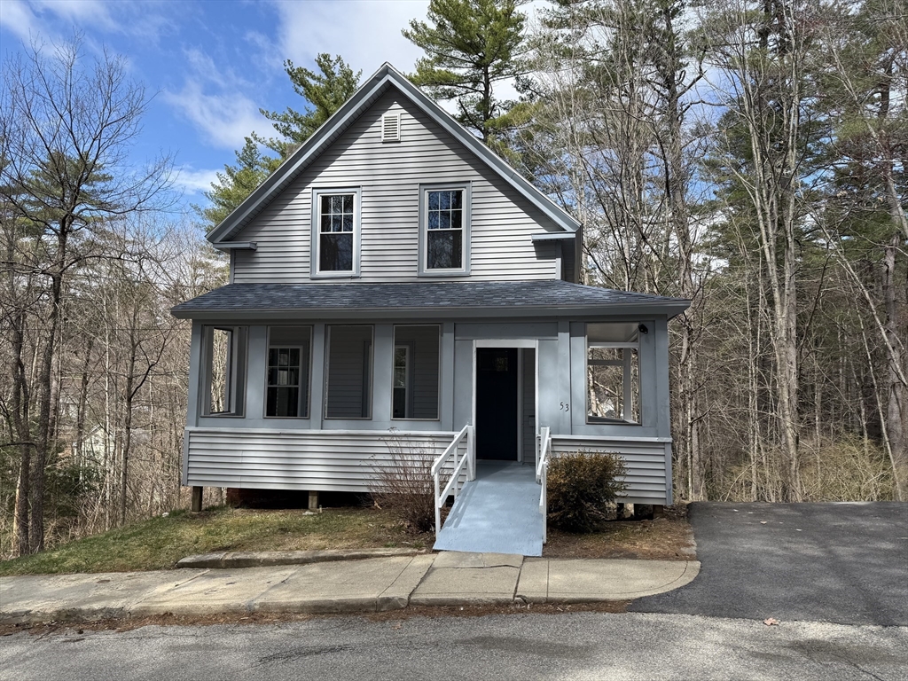 53 Cottage St Property Photo