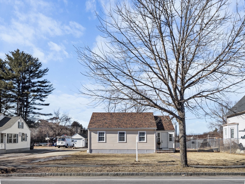 135 Mendon St Property Photo 24