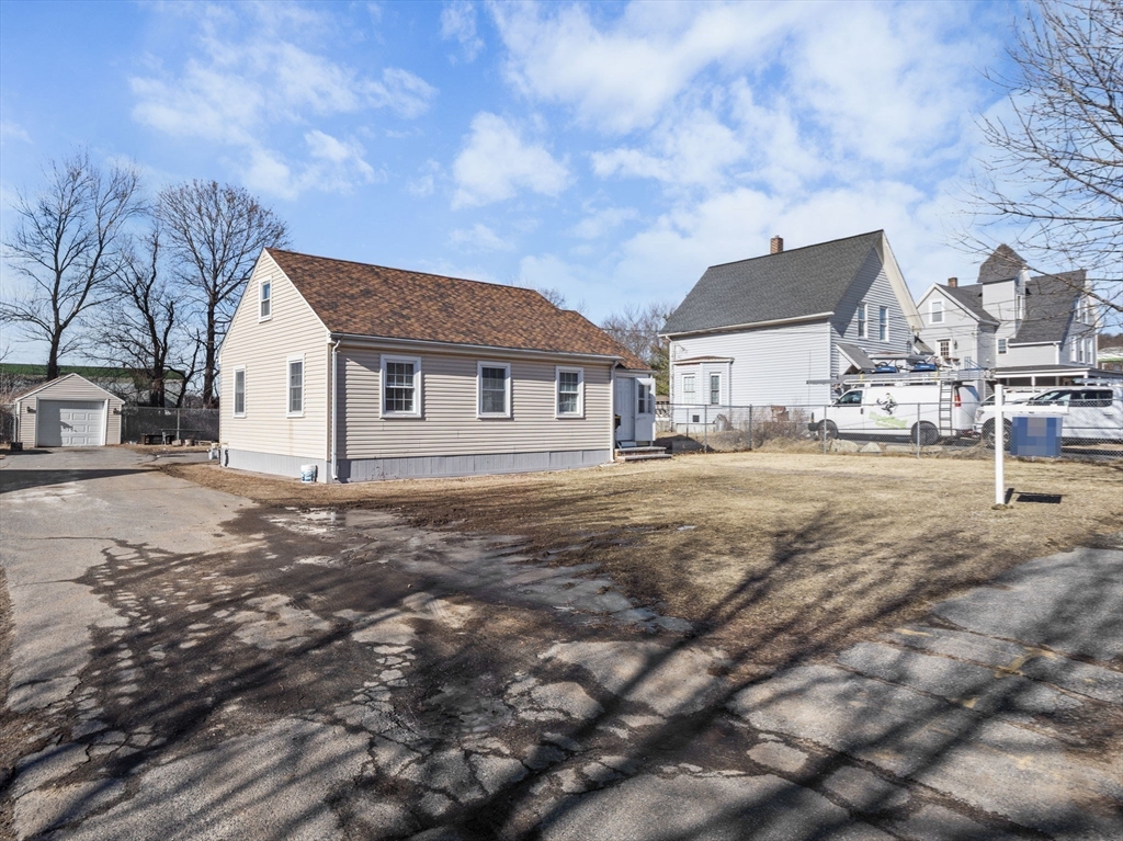 135 Mendon St Property Photo 26